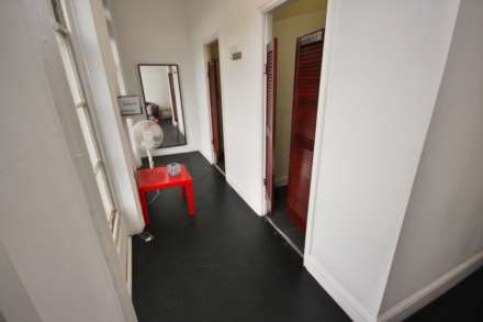 Salford Crescent, Salford, Image 15