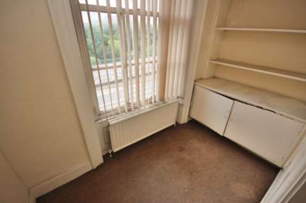Salford Crescent, Salford, Image 20