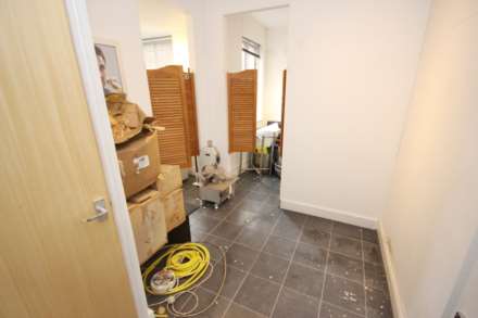 Salford Crescent, Salford, Image 7