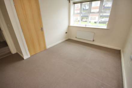 Hall Lane, Manchester, Image 4