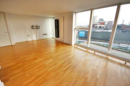 2 Bedroom Apartment, The Quays, Salford