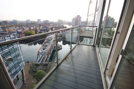 The Quays, Salford, Image 7