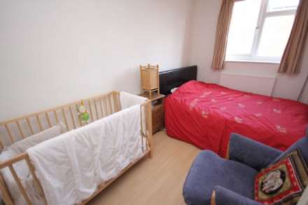 Halsbury Close, Manchester, Image 4