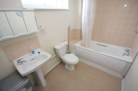 Halsbury Close, Manchester, Image 6