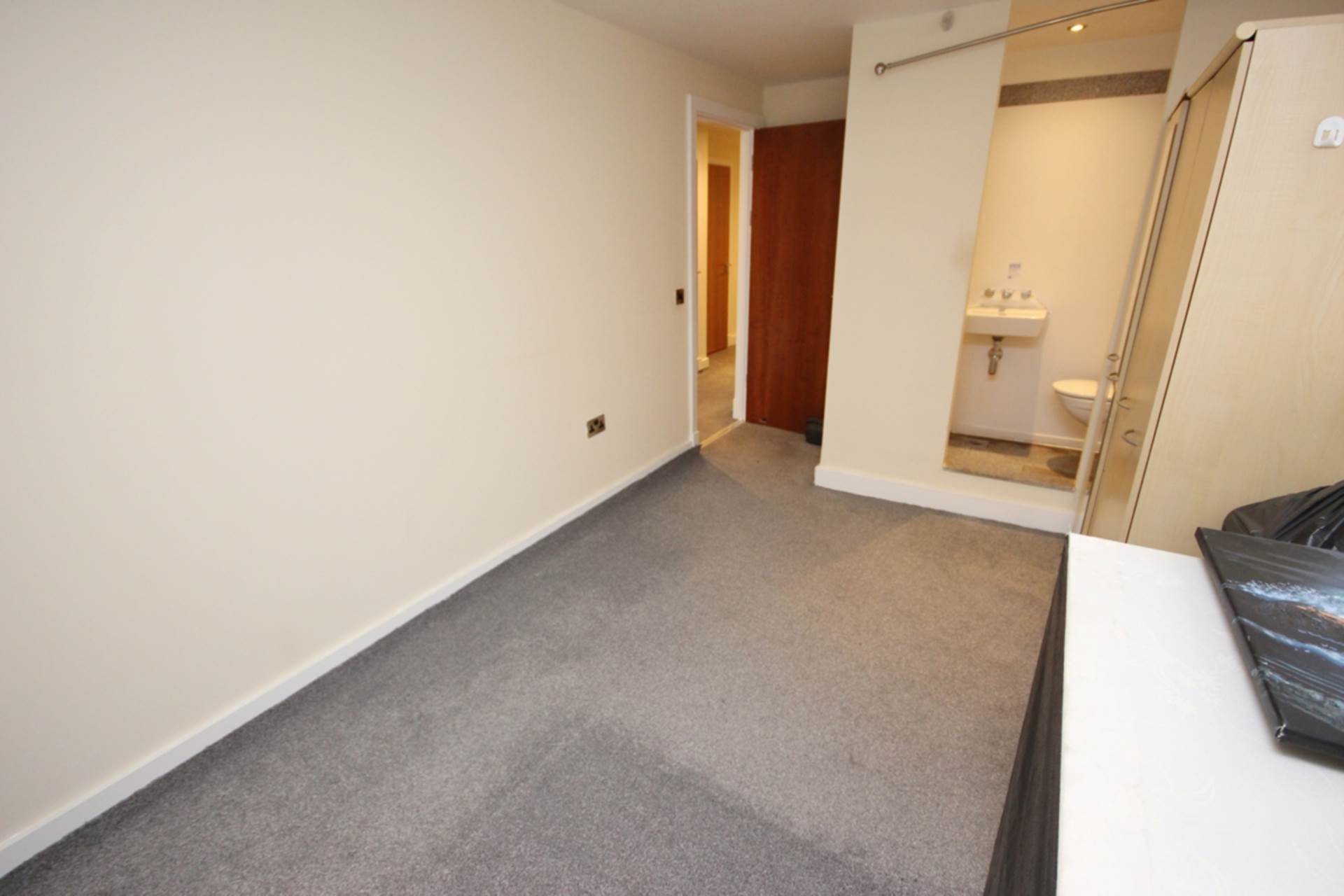 Oldham Road, Manchester, Image 3
