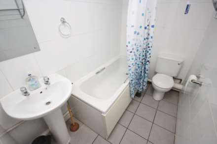 Eccles New Road, Salford, Image 8