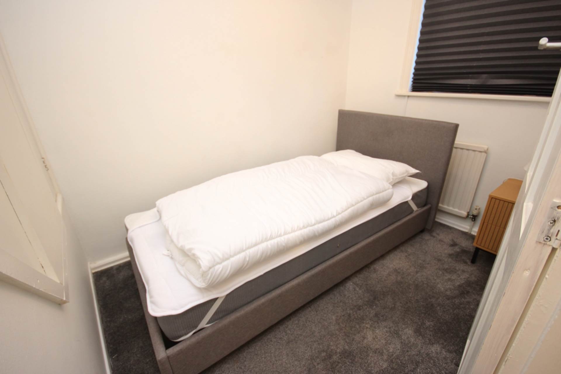 Crab Lane, Manchester, Image 19