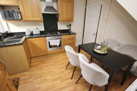 Crab Lane, Manchester, Image 14