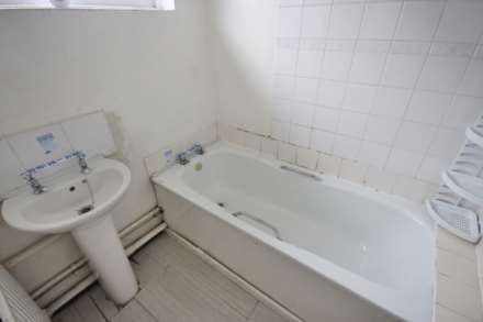 Lower Broughton Road, Salford, Image 9