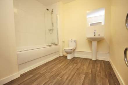 Altrincham Road, Manchester, Image 5