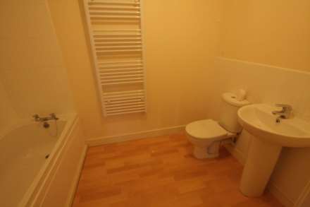 Stoneyholme Avenue, Manchester, Image 7