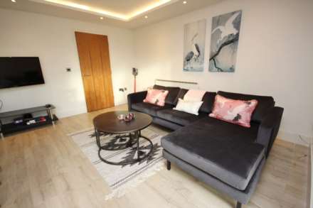 Vicus, Liverpool Road, Manchester, Image 2