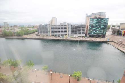 The Quays, Salford, Image 2