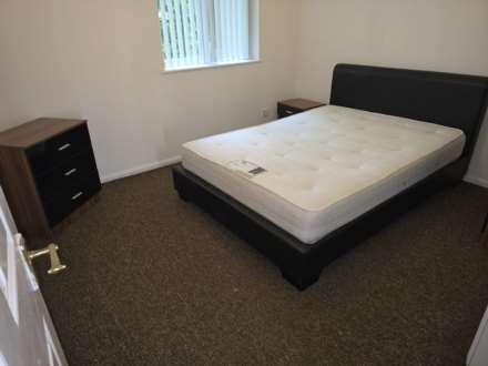Velour Close, Manchester, Image 8