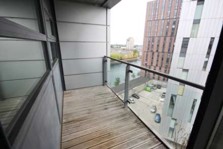 The Quays, Salford, Image 4