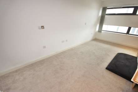 The Quays, Salford, Image 7