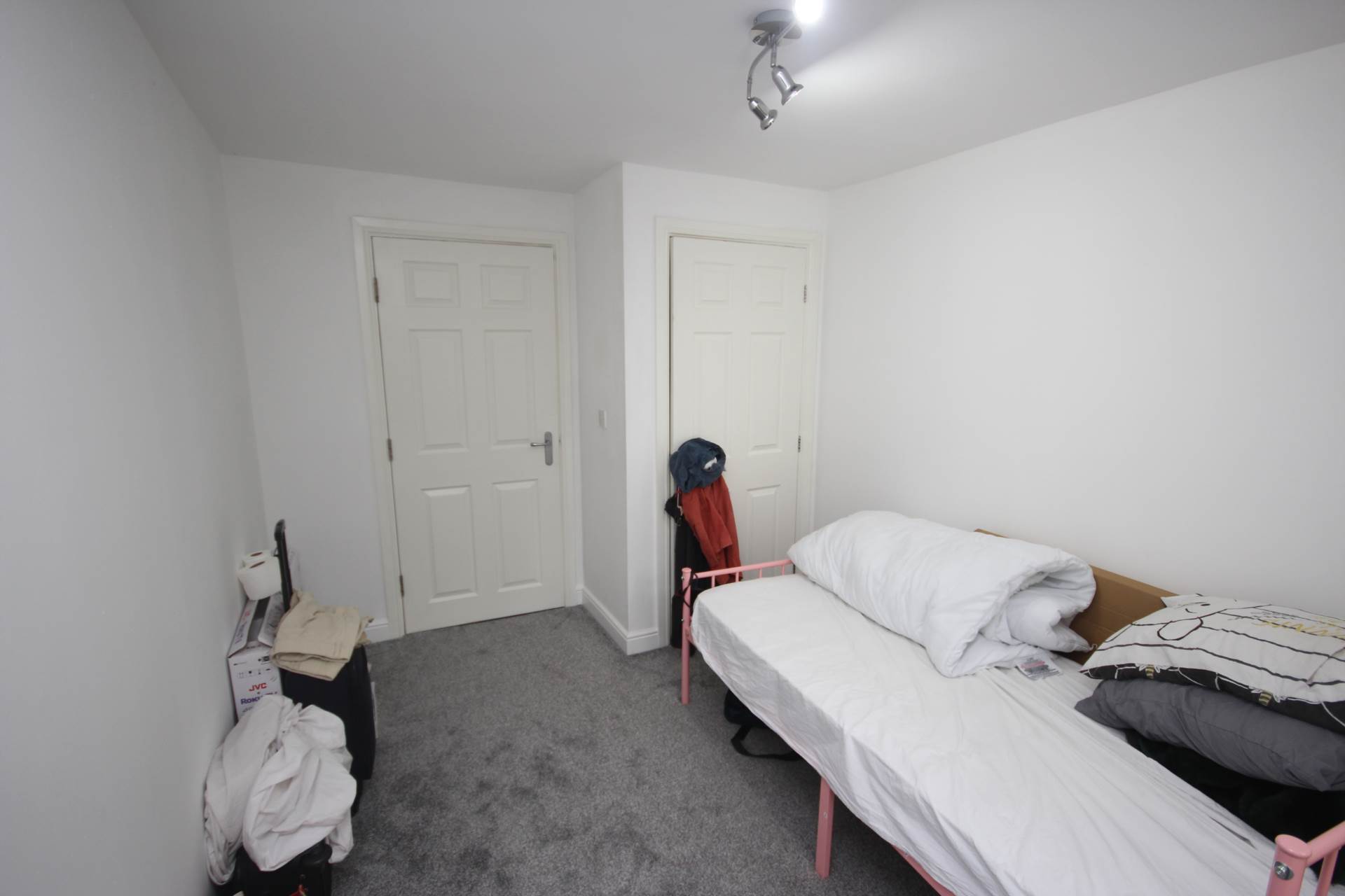 Victoria Road, Manchester, Image 14