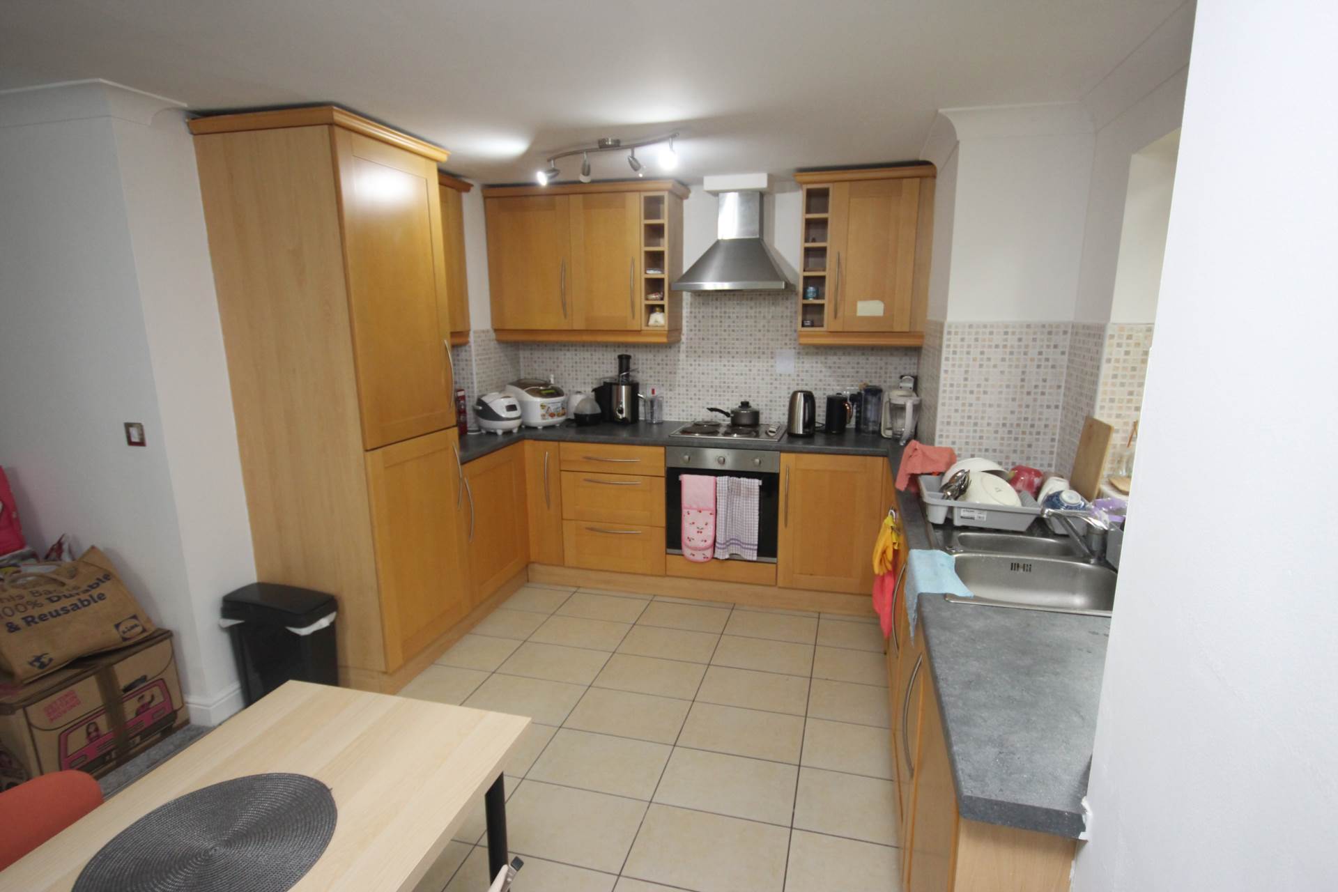 Victoria Road, Manchester, Image 8