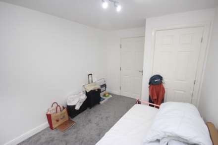 Victoria Road, Manchester, Image 15