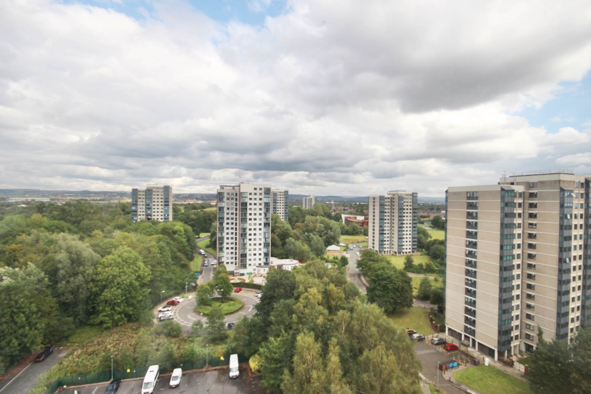 Splindtree Avenue, Manchester, Image 1