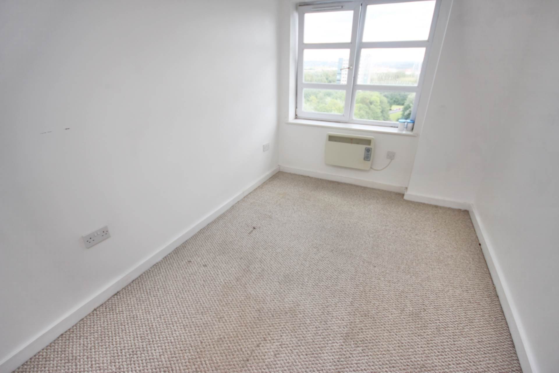 Splindtree Avenue, Manchester, Image 7