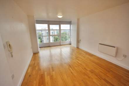 Splindtree Avenue, Manchester, Image 2
