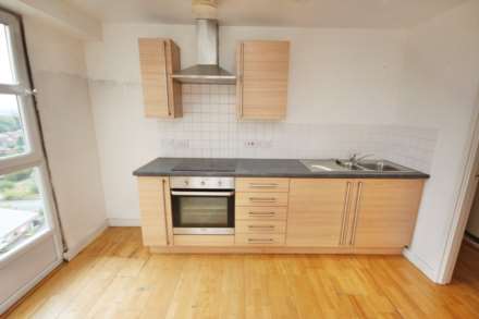 Splindtree Avenue, Manchester, Image 3