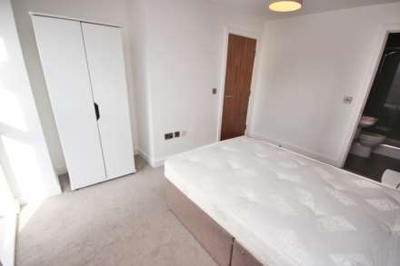 Ordsall Lane, Salford, Image 7