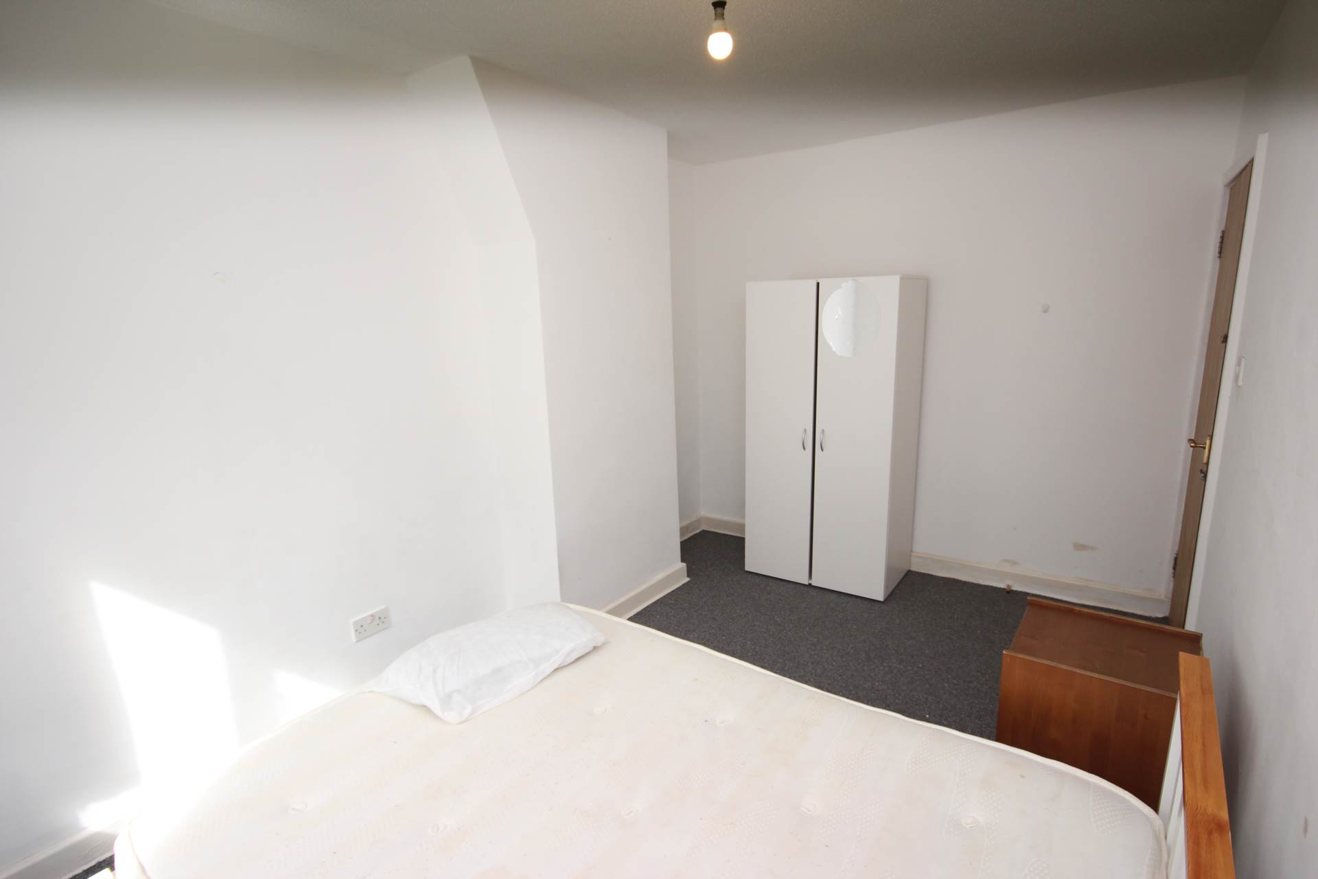Eccles New Road, Salford, Image 11