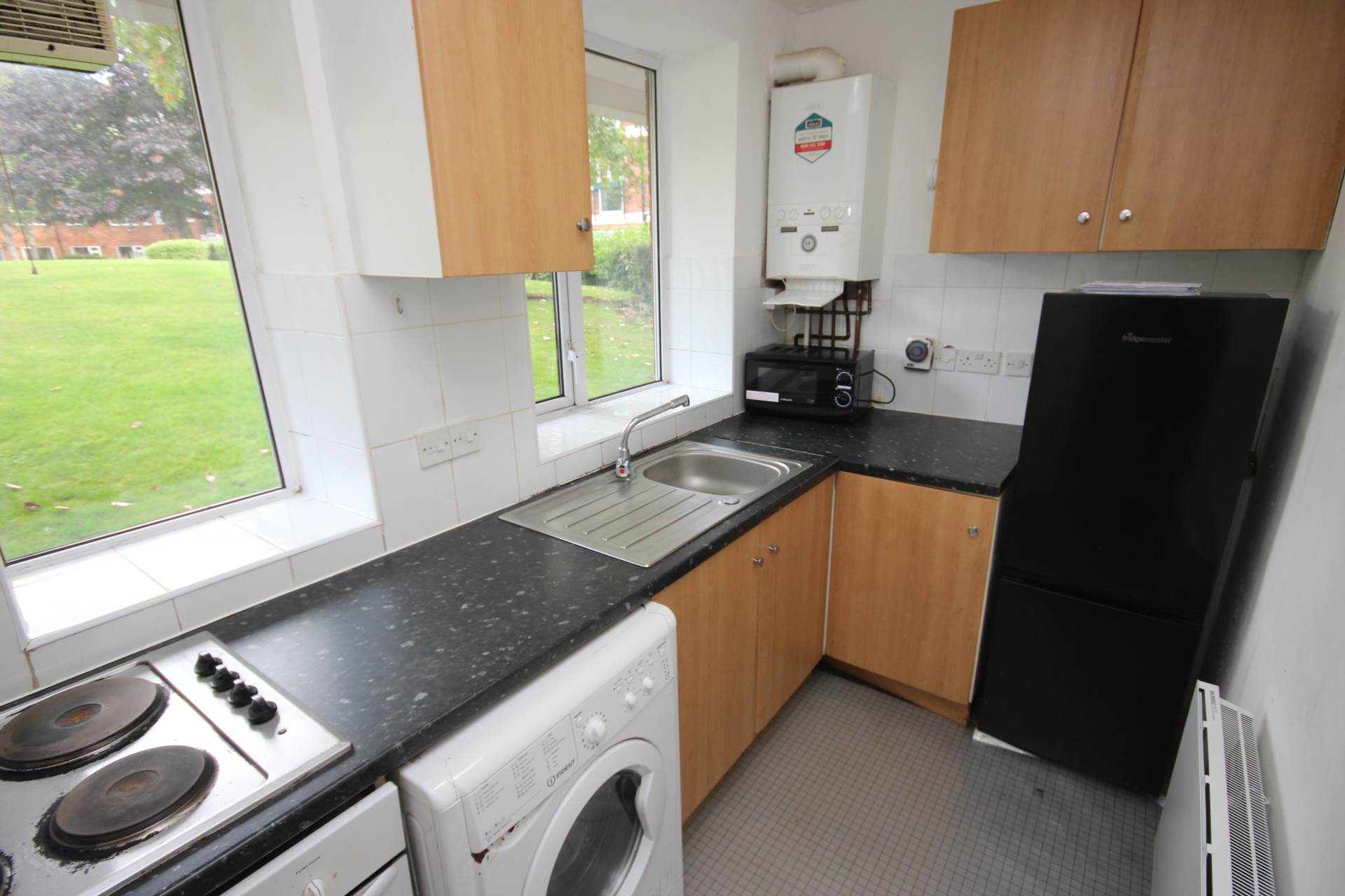 Eccles New Road, Salford, Image 6