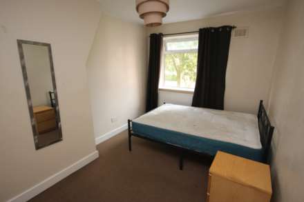 Eccles New Road, Salford, Image 11