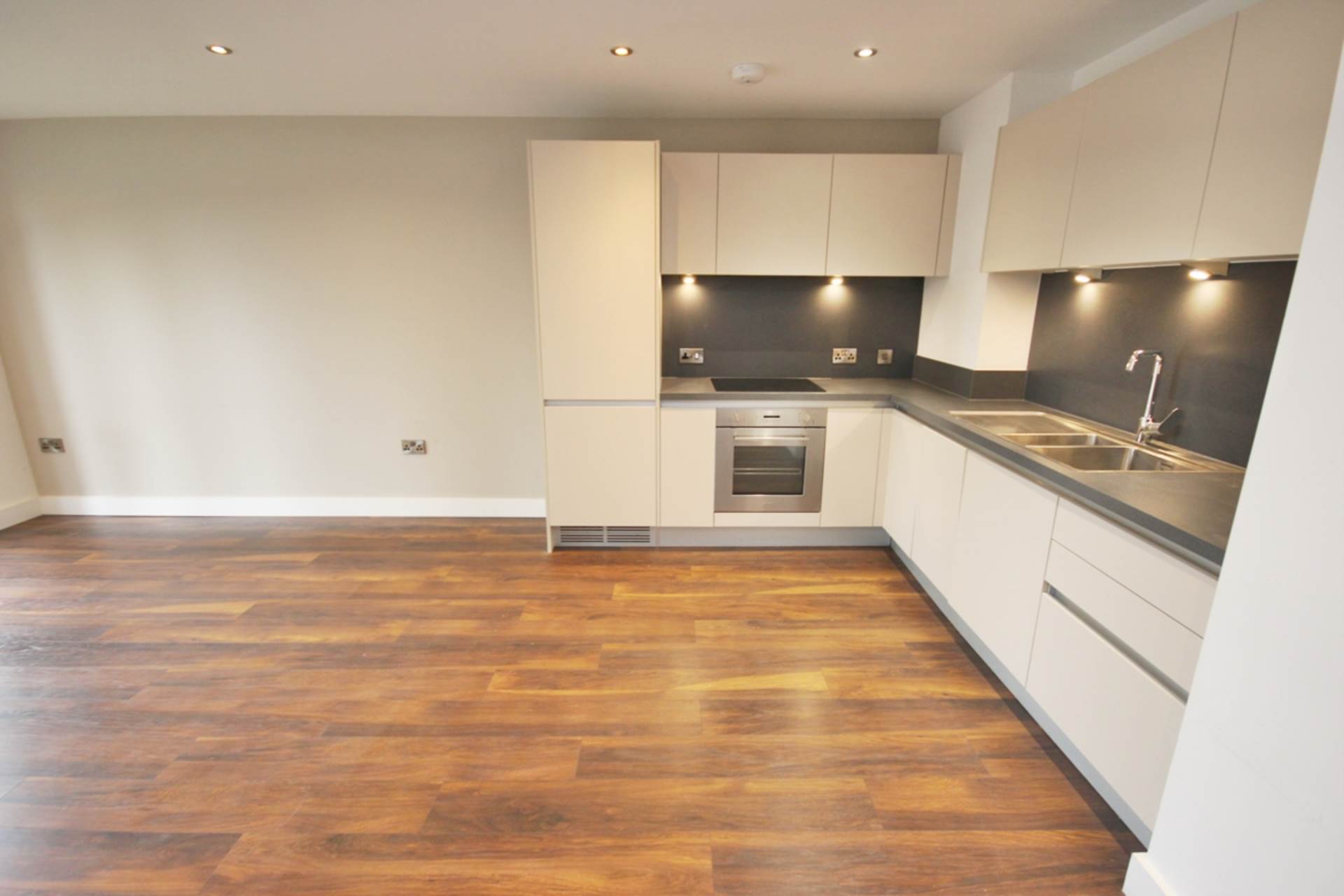 Wilburn Basin, Ordsall Lane, Image 4