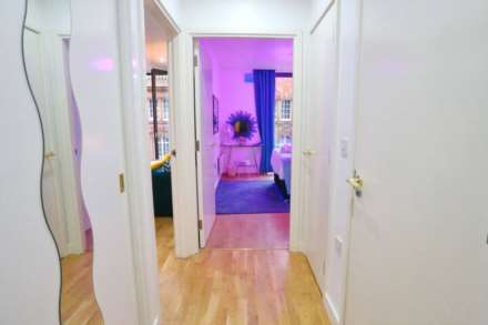 Piccadilly Place, Manchester, Image 13