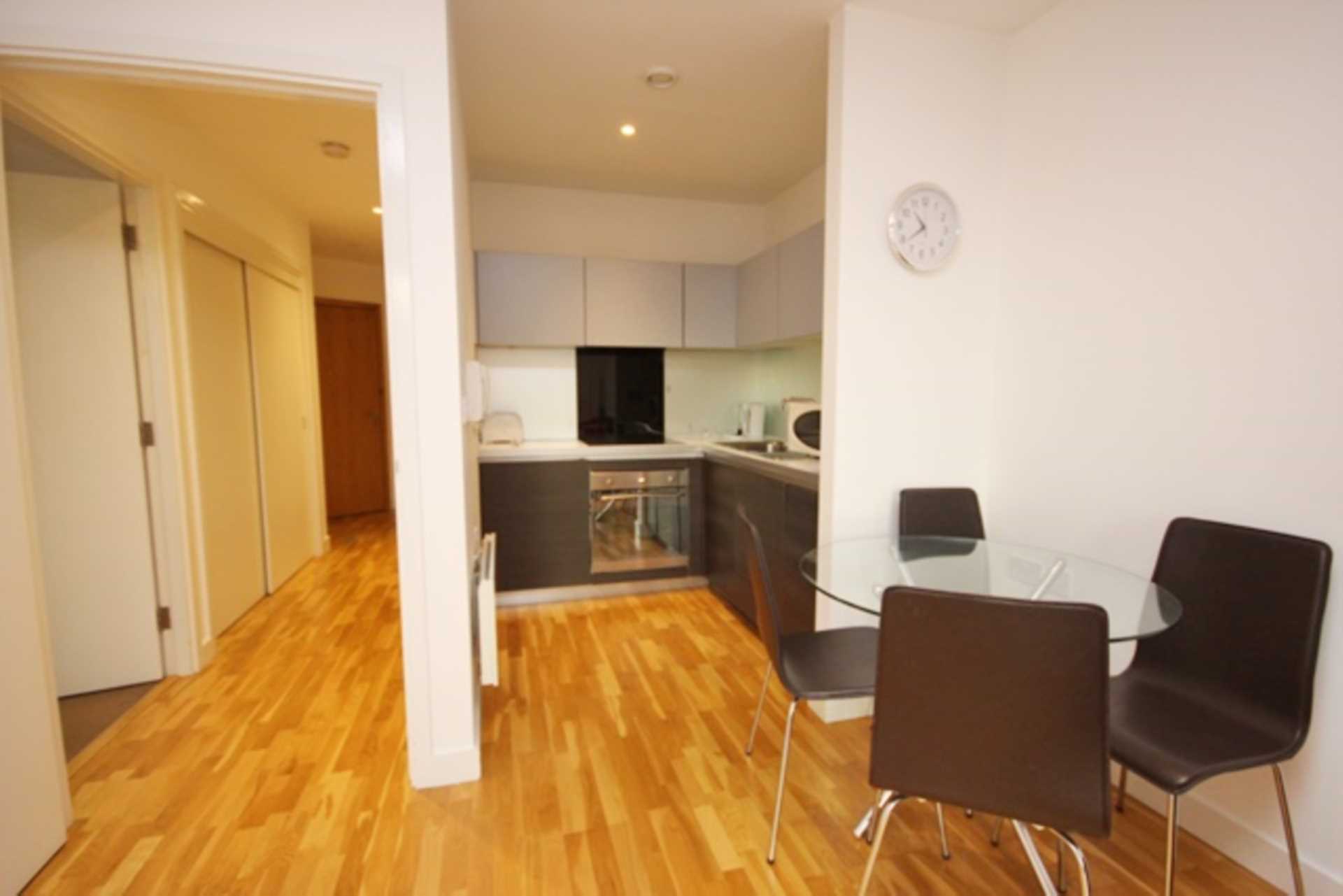 Piccadilly Place, Manchester, Image 2