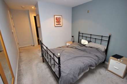 Castlegate, Chester Road, Manchester, Image 4