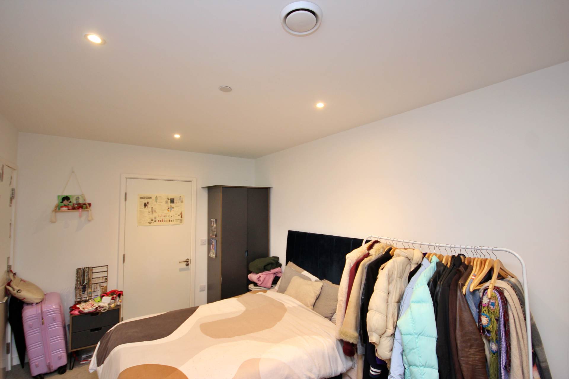 N01 Old Trafford., Image 4