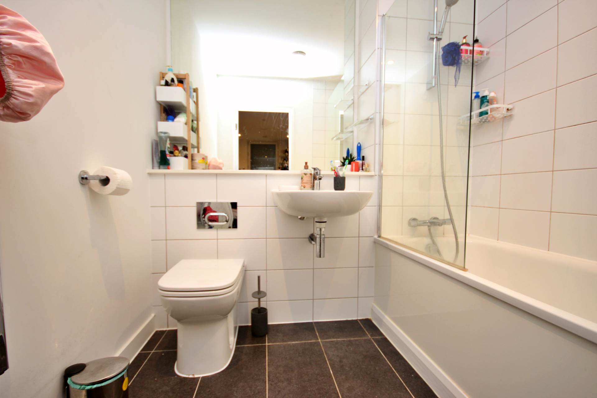 N01 Old Trafford., Image 5