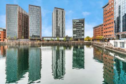 The Quays, Salford, Image 2