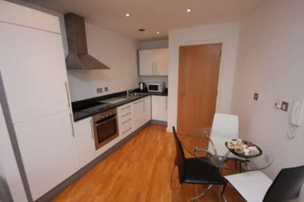 The Quays, Salford, Image 4