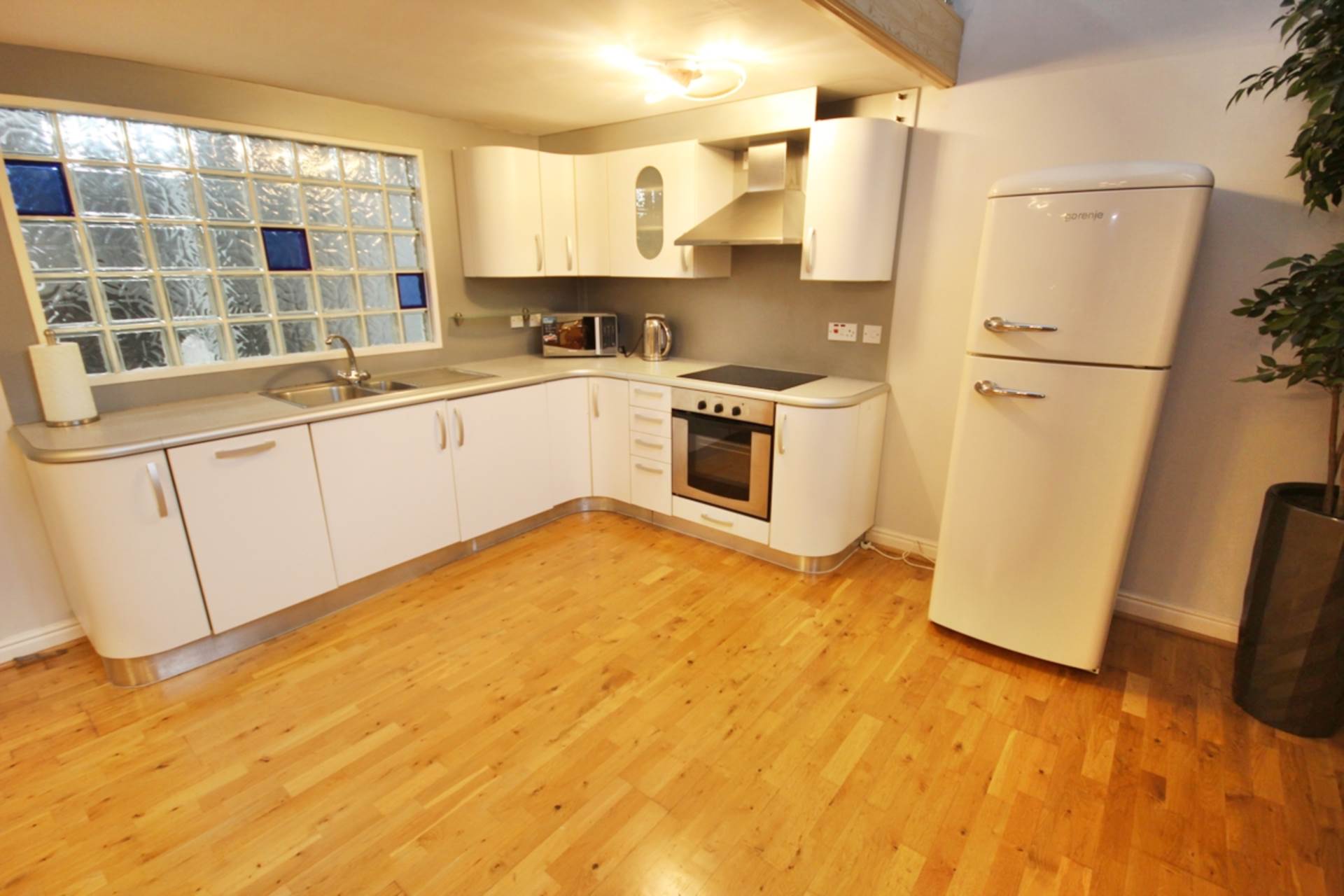 Arundel Street, Manchester, Image 4