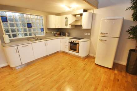 Arundel Street, Manchester, Image 4