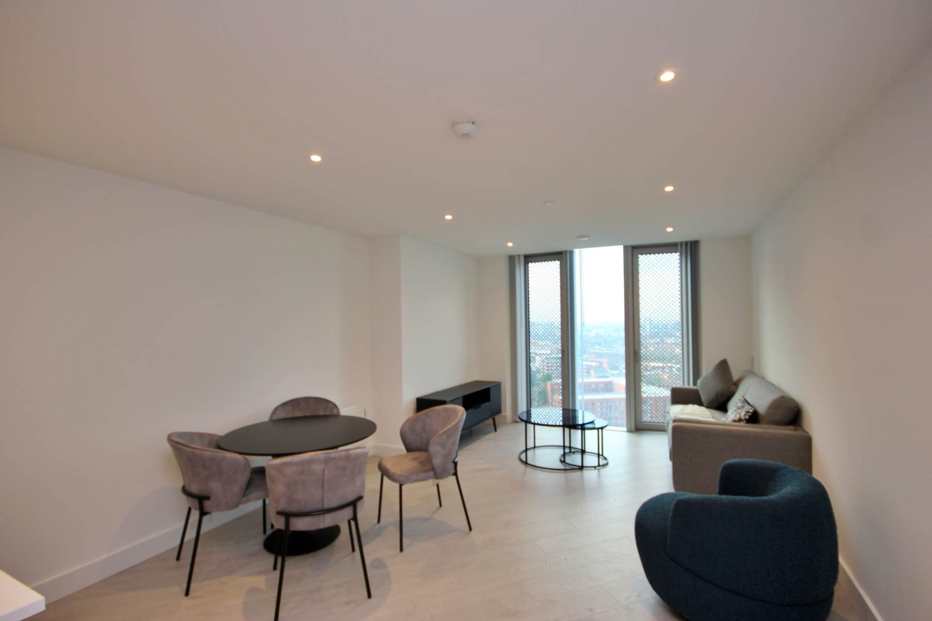 Vista River Gardens, Manchester, Image 1