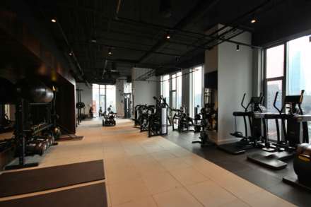 Vista River Gardens, Manchester, Image 10