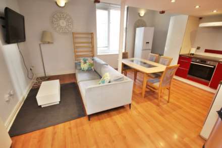 2 Bedroom Apartment, Wilton Place, Salford