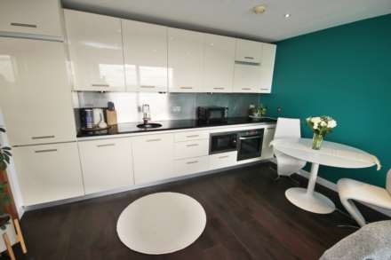 The Quays, Salford, Image 4