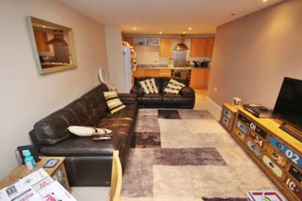 Central Way, Warrington, Image 6