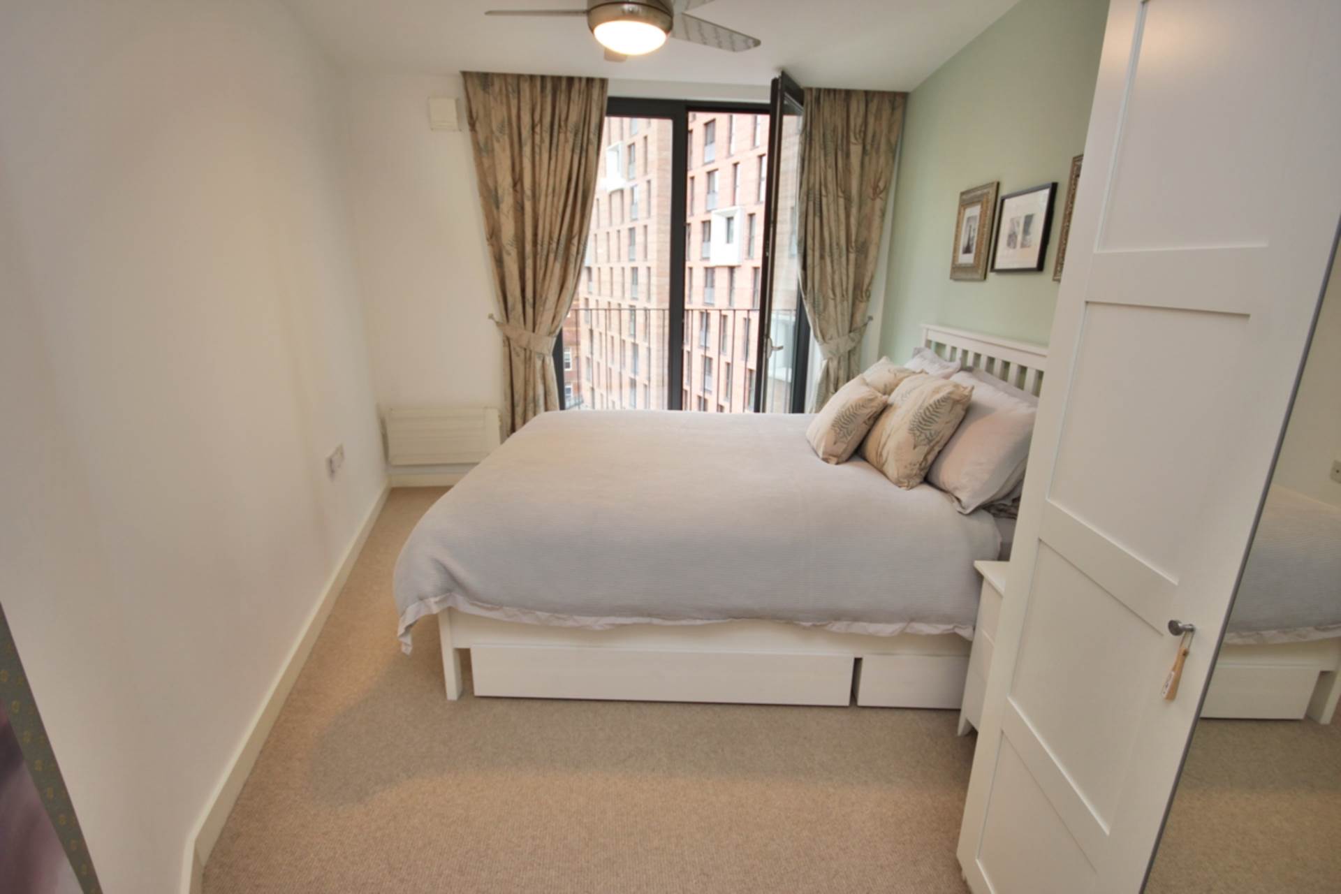 Piccadilly Place, Manchester, Image 12