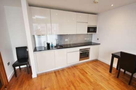 The Quays, Salford, Image 3