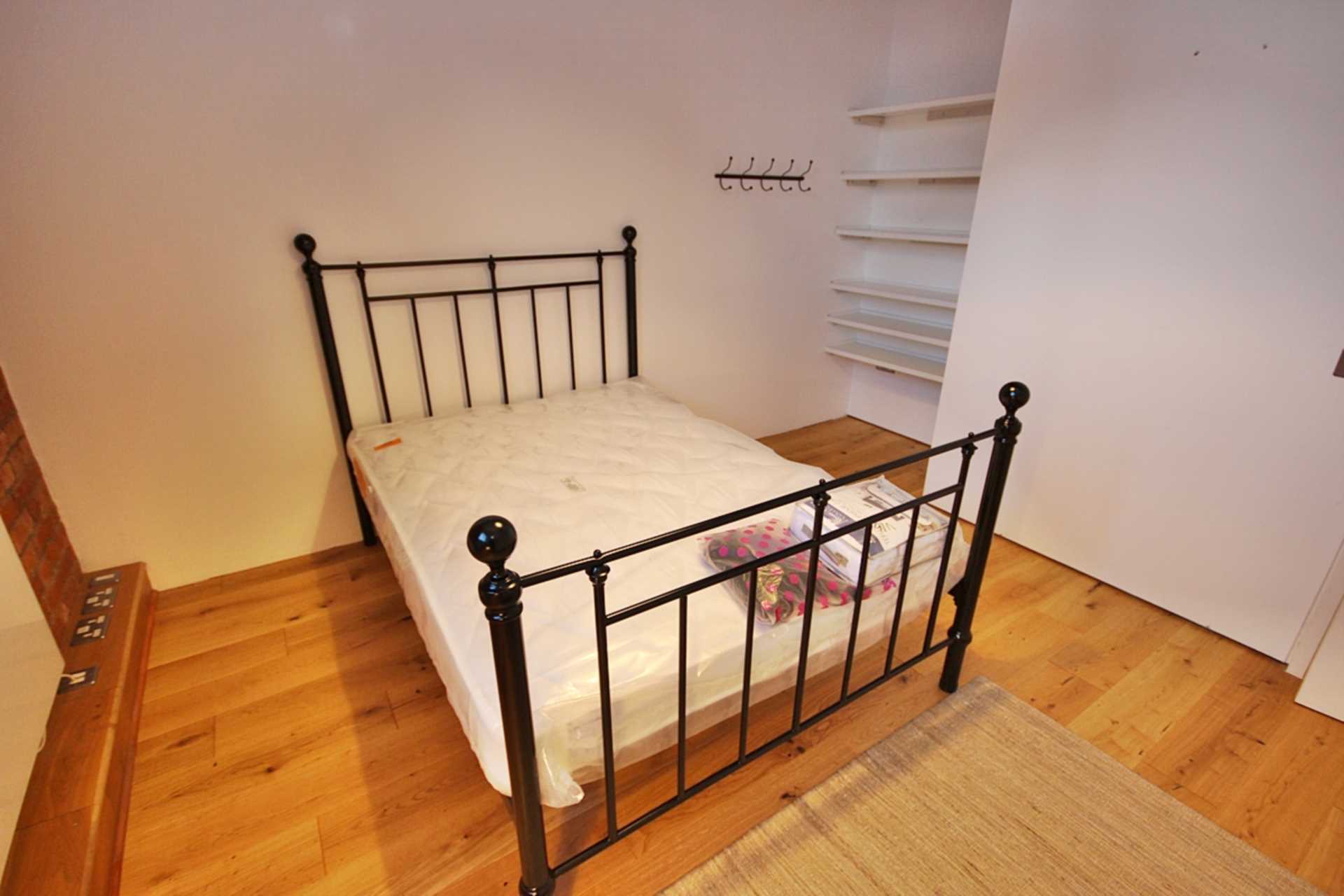 Ellesmere Street, Manchester, Image 9