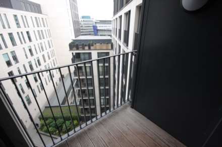 Piccadilly Place, Manchester, Image 12